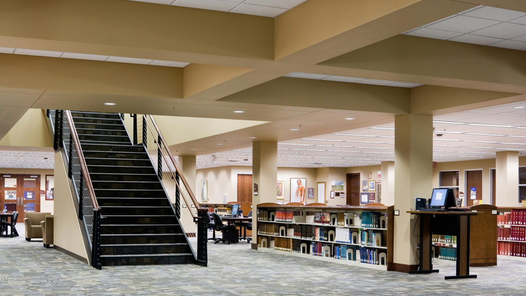 Dakota Wesleyan University McGovern Library