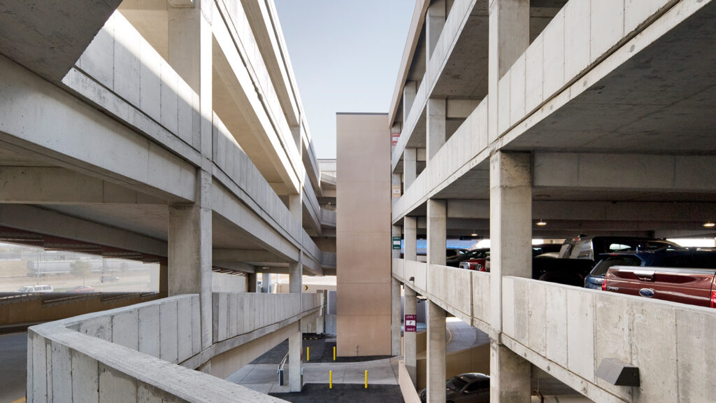 Sioux Falls Regional Airport Parking Structure