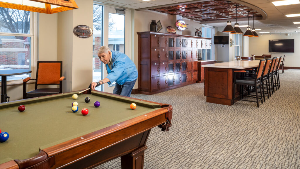 DR-Resized-2 person playing pool